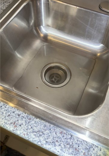 Removing a kitchen sink stoppage🚰 #plumbinglife #plumbing #plumbingservices #clogkitchensink #plumbingworld #plumbingwork