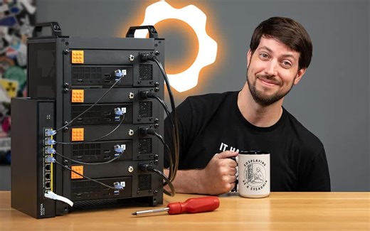 【DIY省钱神器】用Framework主板打造私人AI迷你集群！跑大模型比显卡还便宜？