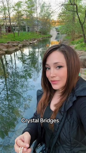 It was a beautiful evening for a graduation photo shoot at Crystal Bridges Museum of American Art! #CrystalBridgesMuseum #Arkansas #NorthwestArkansas #ArkansasPhotographer #Bentonville