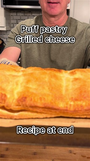Easy Grilled Cheese Puff Pastry Recipe
