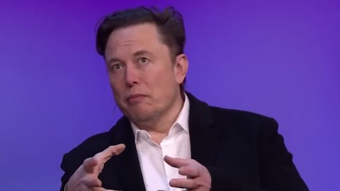 One announcement from Elon Musk just changed lunar exploration forever