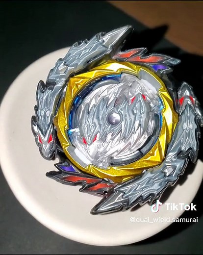 Prominence Belial vs Guilty Longinus Who will overcome? #beytok #beybladeburst #goshoot #prominence #belial #vs #guilty #longinus #death #deathwhistle #fyp #viral @dreadblader @dual_wield.samurai
