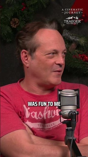 Vince Vaughn breaks down one of the FUNNIEST scenes in Four Christmases #christmasmovies #Shorts