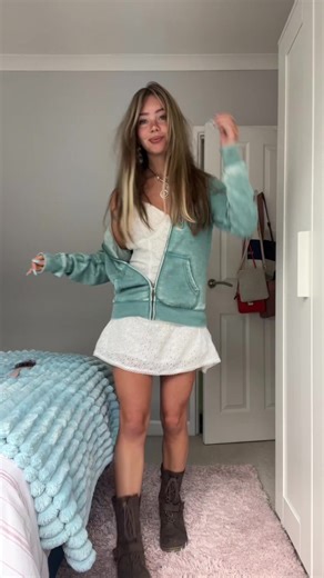 Fit check with my feebeads