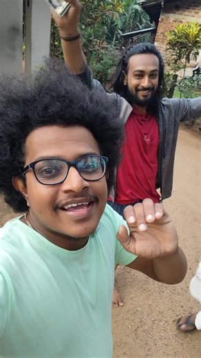 අවුරුද්දේ වැඩ ඇල්ලුවා අපි ඔන්න 🥰 හීන පස්සෙ දුවන හැම එකාලටම හරියන්න ඕනෙ ජය වෙන්න ඕනෙ , කිරි ඉතිරෙන්න ඕනෙ එච්චරයි .......!!! #ekageyak #එකගෙයක් #sapumalchandrasiri #sapumal_production #sapumalproduction