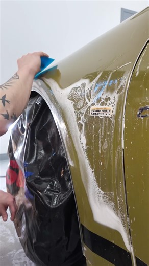 Satisfying PPF Squeegee! #porsche#porsche911#ppf#ppfprotection#cars#automotive#howto#satisfying