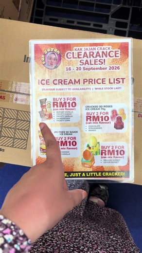 KAK JAJAN TERPAKSA BUAT CRACK CLEARANCE SALES! 😭🍦 Disebabkan terlalu banyak aiskrim yang mengalami crack pada bahagian luar, Kak Jajan terpaksa buat clearance sales untuk habiskan stok yang ada! 🥹💔 Tapi jangan risau, walaupun rupa tak perfect, rasa tetap sama sedap! 😍✨ Jadi kali ni Kak Jajan lepaskan dengan harga special untuk korang! 🔥 📍 PKNS Shah Alam (Atrium Warisan) 📅 16–20 October 2026 ⏰ 10AM – 9PM Korang datanglah ramai-ramai bantu Kak Jajan clear stok aiskrim ni! 🥹💗 #KakJajan #C