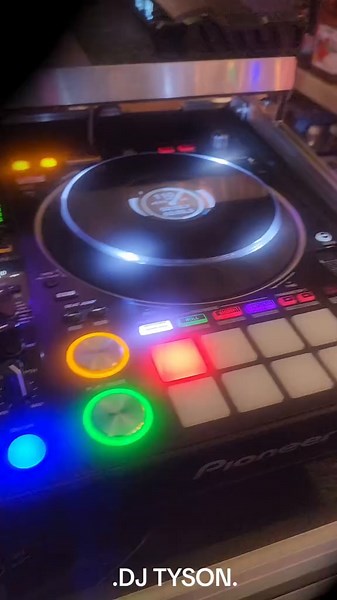 DJ Tyson Live Performance