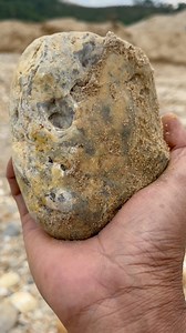 65K views · 994 reactions | Hunting for gemstones and unique stones at gold mining sites. #huntinggemstone #hunting #gemstone #uniquestones #goldmining | The GemsHunter | Facebook