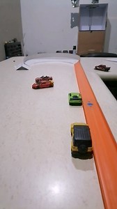 Maisto adventure force, supra modificado derrapando #pistasdecarton #derrape #primitivecustoms | Juan Romero