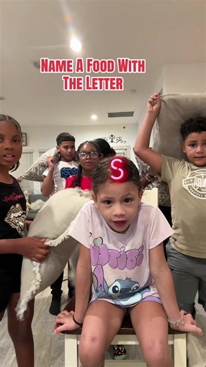 My Kids Just Like To Hit😂😂😭💀@Itsyagirlchloe mom💕 #fyp #viral #challenge