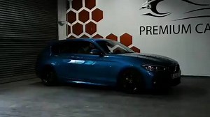 VCH308 Sparkling gold matte chrome! Wrapped by Folien Design Neifer. Order stylish car wrapping films at www.teckwrap.com | TeckWrap