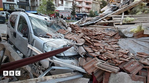 Buildings collapse in Turkey after big earthquake
