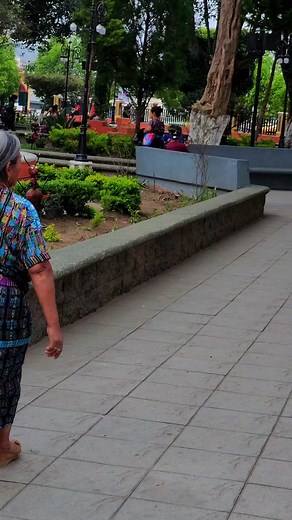 Por qué será, que en Sololá, se sufre tanto por una mujer. #solola ##guatemala #elchologt