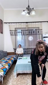 I kindly offered my sister advice on how to find🤣😂 #thailandfunnyreels #trending #viral #funnydance #trendingreels | Thailand Funny Reels