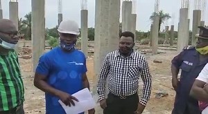 11K views · 133 reactions | Dennis Sandy is actually going crazy. When did he become a judge? Now he busy settling land issues out of the court system. And to make matters worse he is not even ashamed acting out his stupidity for all to see. | The Makoni Times - Sierra Leone | Facebook