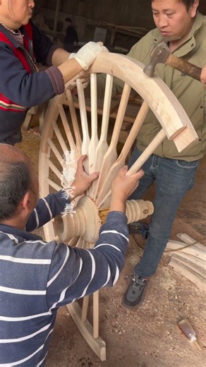 A Chariot Inspired by 5,000 Years of Chinese Civilization #woodworking #viralvideo #youtubeshorts