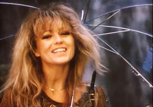 275K views · 8.7K reactions | 'Egy kis nyugalmat' és csodaszép vasárnapot kívánok mindenkinek!殺 | Csepregi Éva hivatalos oldala | Facebook