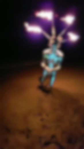 Stunning Silver Makeup Techniques to Try Today