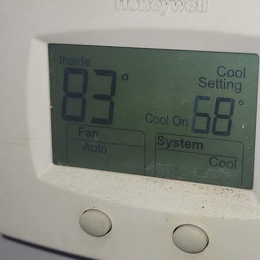 Honeywell TH5220D1003 Thermostat Malfunctioning