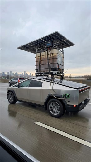 Crazy Tesla Cybertruck Solar Mod! 🤯🔋#Cybertruck #Tesla #TeslaCybertruck #CarMods #ElectricVehicle
