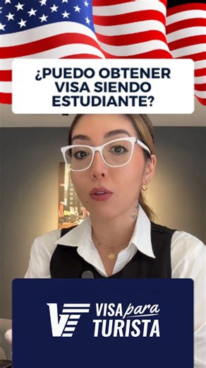 Ser estudiante no es un impedimento para solicitar una visa a Estados Unidos. En este video te explicamos qué tipo de visa puedes tramitar, qué requisitos debes cumplir y cómo demostrar tus arraigos y propósito de viaje ante el oficial consular. Además, te damos consejos para fortalecer tu perfil y aumentar tus posibilidades de aprobación si aún estás cursando estudios o acabas de graduarte I Visa para Turista #visaparaturista #visaamericana #visaestadosunidos #visaturismo #turismo #viajar #viaj