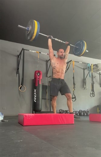 245lbs Power Clean + Cluster #crossfit (Power Clean + Touch&Go Squat Clean into Thruster) #43.95