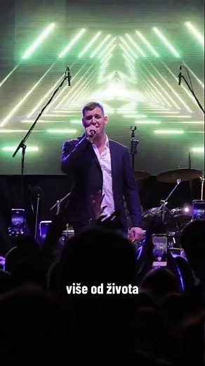 Valentino & Lexington Bend - Savršena (live) 2025 #valentinoperutina #lexingtonbend #savrsena