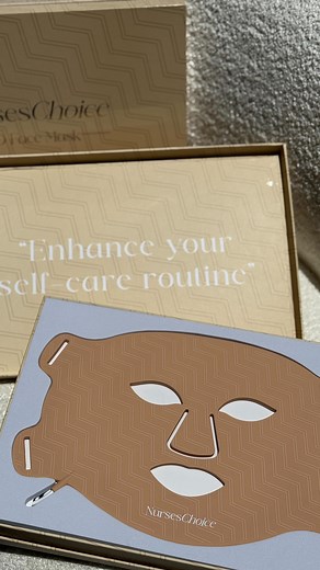 Glow at home with the @nurses.choice LED Face Mask and Face, Neck & Décolletage Mask. This mask is designed to deliver results, with its medical grade chip providing the correct power output, boosting collagen, smoothing fine lines and evening skin tone. Think of the Nurses Choice Face Mask as a first aid kit for your skin. Comfortable and easy to use, with adjustable straps, soft silicone, and 10–30 minute program options, it brings advanced at home light therapy straight into your routine. The