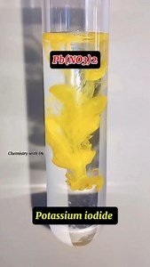 Beauty of Chemistry..!! 😍🙌❤️ . .@chemistry.with_dk & @fendepom . . #chemistry #laboratory #chemistrywithdk #reaction #experiment #madeforstudents #science #doyouknow #chemistrylovers #trendingreels #organicchemistry #viralreels #education #entertainment #explorepage | Dhineshkumar L