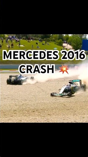 *CRASH* Hamilton and Rosberg Collide - F1 2016 #throwback #f1 #formula1 #mercedes #spain #hamilton