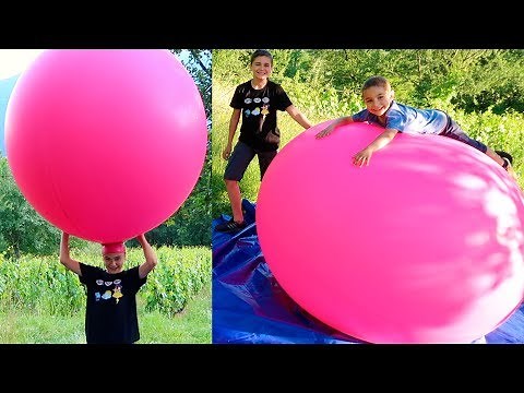 ON GONFLE UN BALLON GÉANT ! 😂