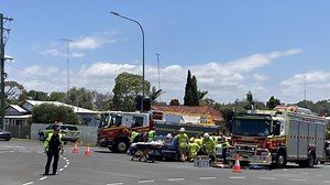 Three hospitalised after crash at major Toowoomba CBD intersection
