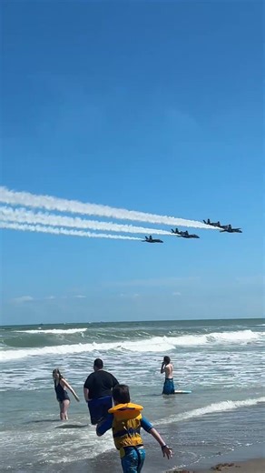 Cocoa Beach Airshow 2026 - Blue Angels Fly Over