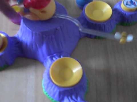 Winnie The Pooh Hopping Honey Pots Game