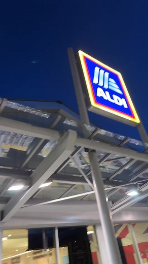 RIGHT GUYS (@rightguysreview)’s videos with original sound - RIGHT GUYS