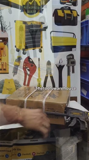 “Unbelievable Grip! Stanley FMHT0-83240 600mm XL Trigger Clamp Full Test & Review!”