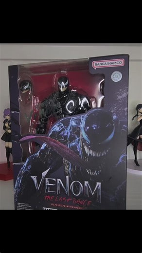 Venom Figure Review: Great Articulation and Poses