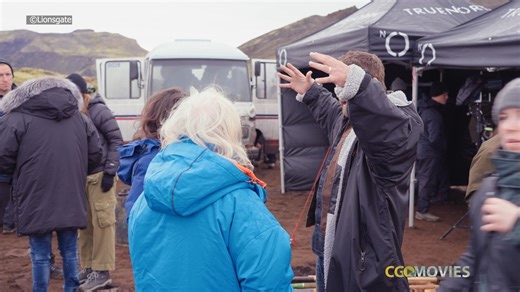 🎬A behind-the-scenes look at #Greenland 2: Migration (2026), as the Garrity family’s survival story expands beyond the bunker into a shattered world. 📅 In theaters January 9, 2026 © Lionsgate 🎬 More about the film → https://tinyify.eu/m9igt 🎞️ More movie news → https://tinyify.eu/zurao | CgoMovies