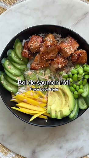 Bol de saumon rôti style poké ✅ Abonnez vous ici pour recevoir la recette demain matin! domcooks.substack.com // Roasted Salmon Bowl, Poké Style #sogood #domcooks #pokebowl #salmonbowl