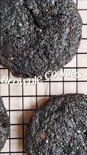 How to Make Brownie Cookies in 20 Minutes (Chewy & Crispy)