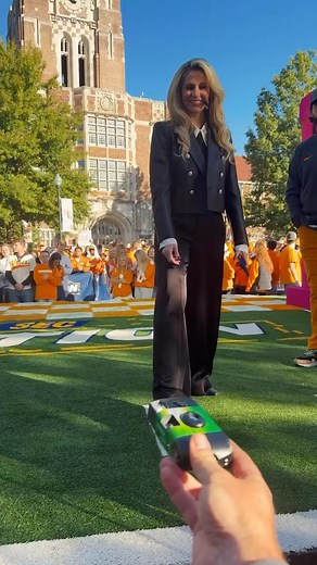 Laura Rutledge | SEC Nation 📸 ❤️ | Instagram