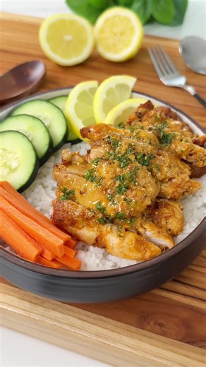 Lemon Pepper Butter Chicken Comment 'recipe' and I'll send you my recipe link! Perfectly spiced and buttery chicken, this is so easy to make and great for meal prep. Enjoy! | Herman at Home