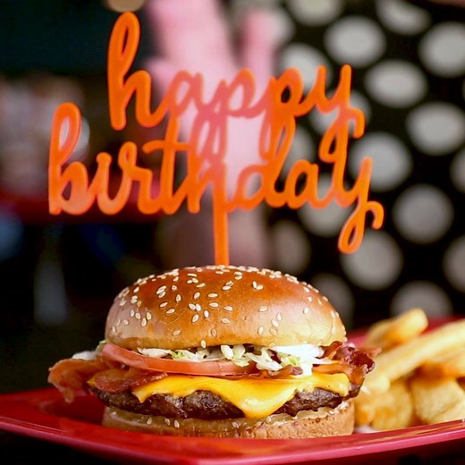 Get a FREE Birthday Burger and even more delicious rewards when you join Red Robin Royalty. | Red Robin Gourmet Burgers