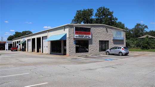 304 Buford Dr NE, Lawrenceville, GA 30046 - Retail for Sale | LoopNet