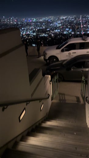 Exploring the Griffith Observatory in Los Angeles