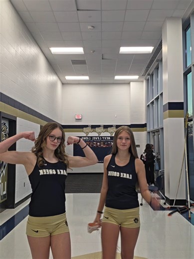 lightings ready 🔥 #trackandfield #fyp #transition #mediaday #lightingmcqueen