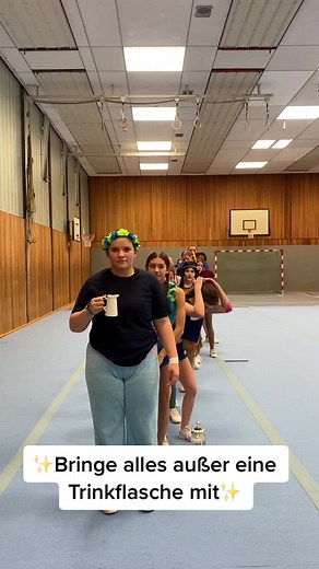 #cheerleading #sports #pcu #stunts #tumbling #fyp #foryou #viral #kardashians #theomachmireinbananenbrot