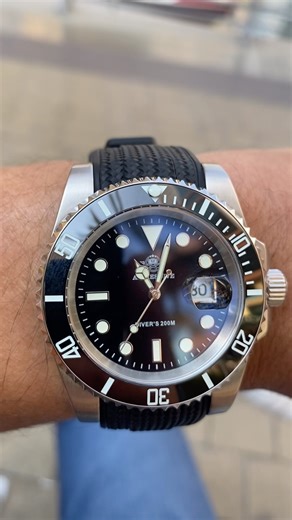 Hanging out in Dubai Marina today. What’s on your wrist?