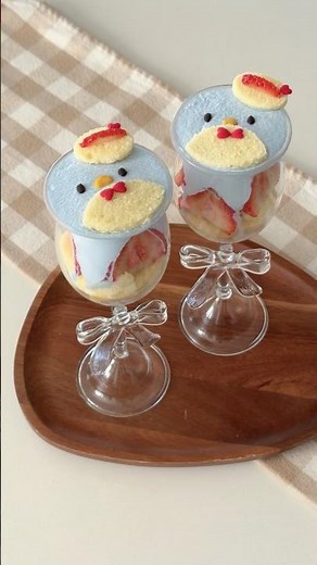 Making Tuxedo Sam Strawberry Shortcake Cups 💙